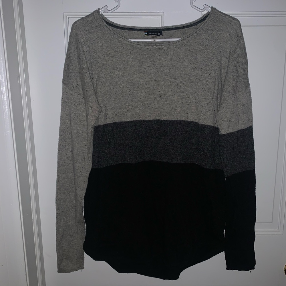 SOLD Gray black smartwool sweater pullover cold warm winter snow medium m women - Picture 1 of 6